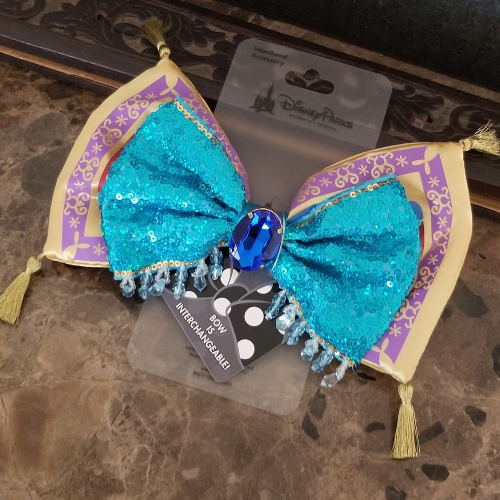 Disney MINNIE MOUSE Swap Your Bow Princess Jasmine